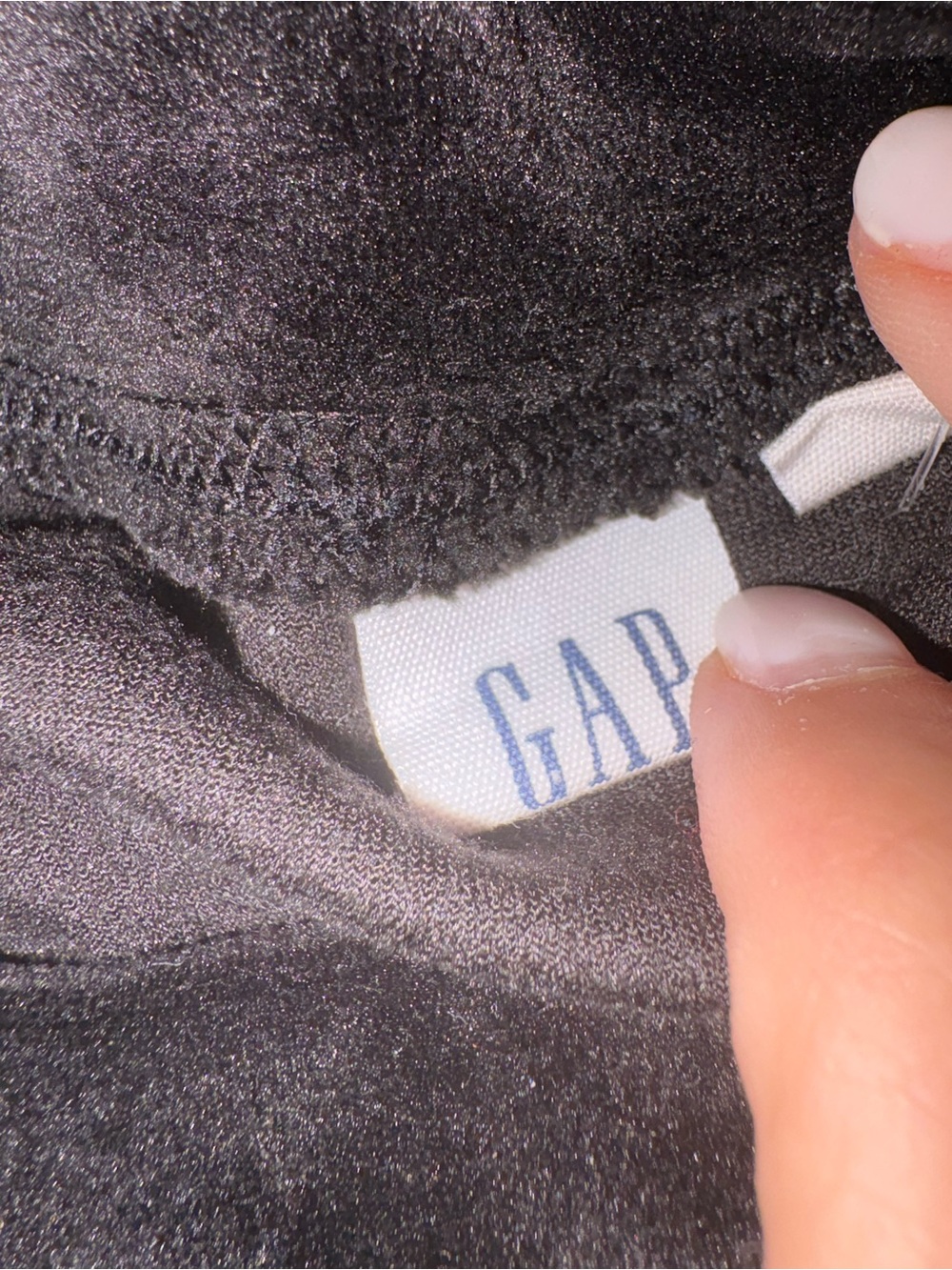 Women's Gap Black Velour Crewneck Sweatshirt M - Good Condition - Picture 2 of 4